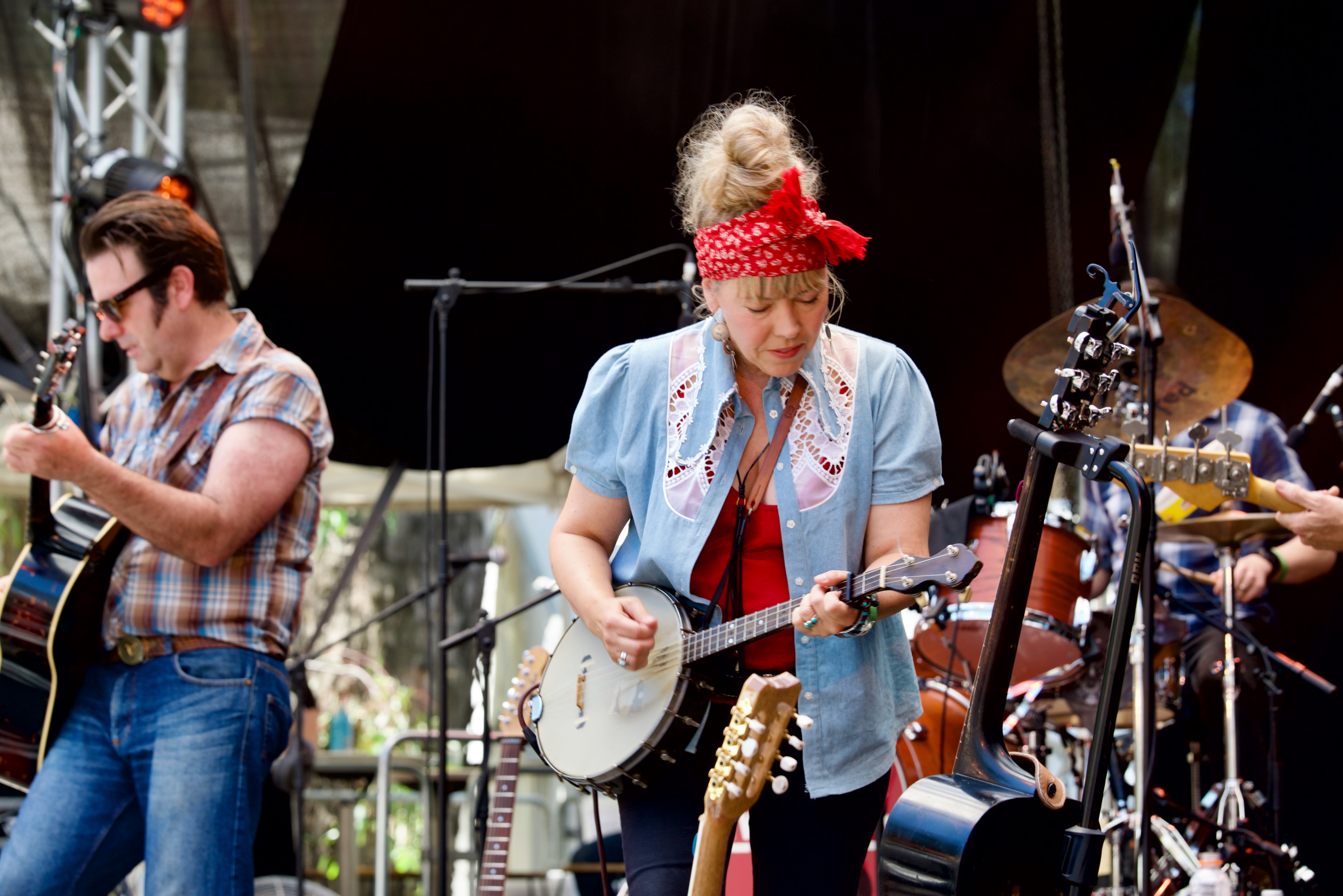 Felicity & Josh @ Riverboats Music Festival